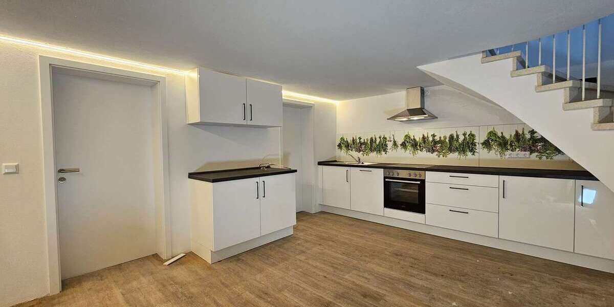 Etagenwohnung Salem - 5 Zimmer, 160 m&sup2;, 1.950&euro; | Angebot:26151566