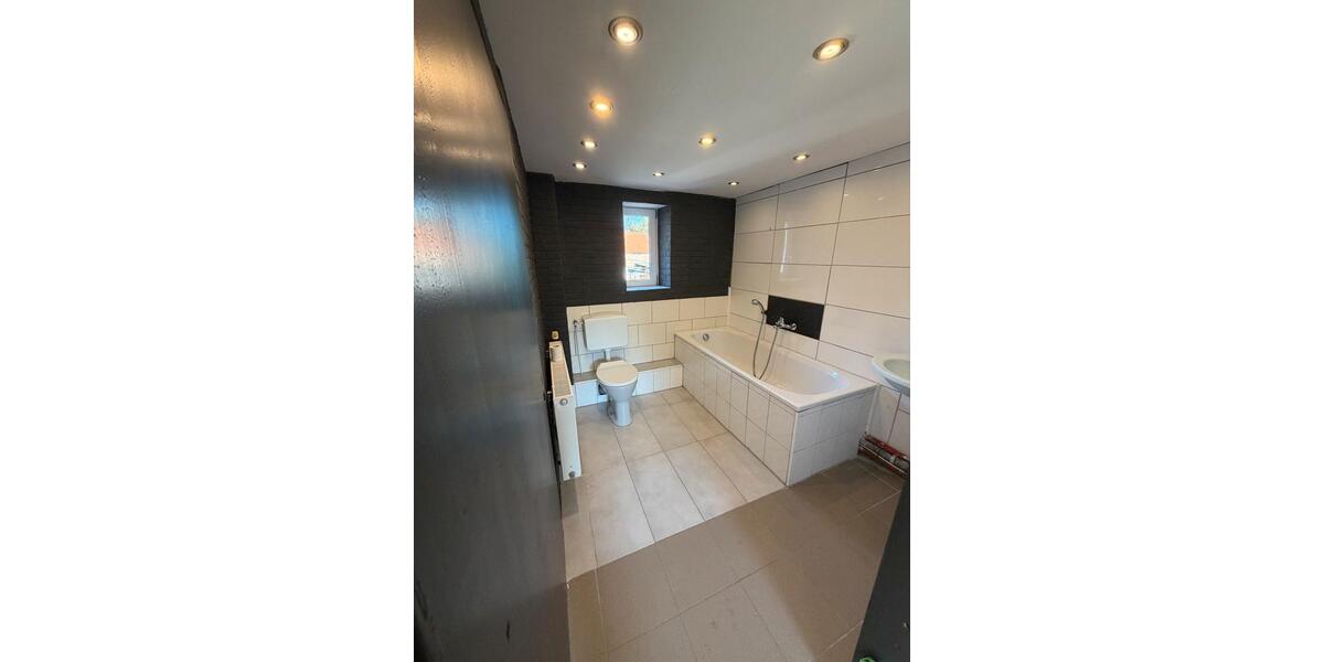 Einfamilienhaus Neuental - 5 Zimmer, 125 m&sup2;, 700&euro; | Angebot:26409198