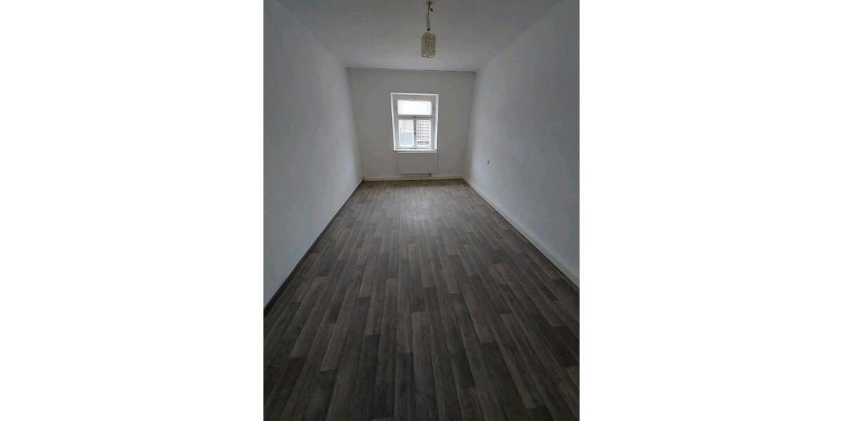 Etagenwohnung Thiersheim - 3 Zimmer, 75 m&sup2;, 650&euro; | Angebot:26273999