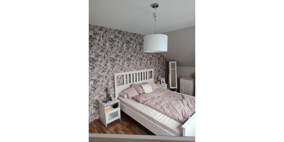 Dachgeschoßwohnung Linden - 2 Zimmer, 71 m&sup2;, 750&euro; | Angebot:26461803