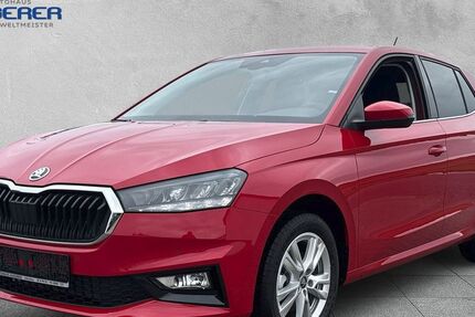 Skoda Fabia 9.500 km 21.590 &euro; Schierling 84069