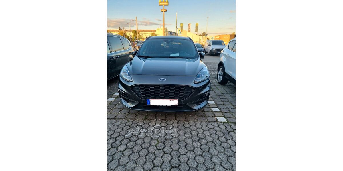 Ford Kuga 70.500 km 23.000 &euro; Meuselwitz 04610