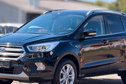 Ford Kuga 70.060 km 16.800 &euro; Lügde 32676