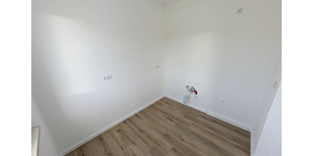 Etagenwohnung Eibenstock - 4 Zimmer, 80 m&sup2;, 419&euro; | Angebot:26404410