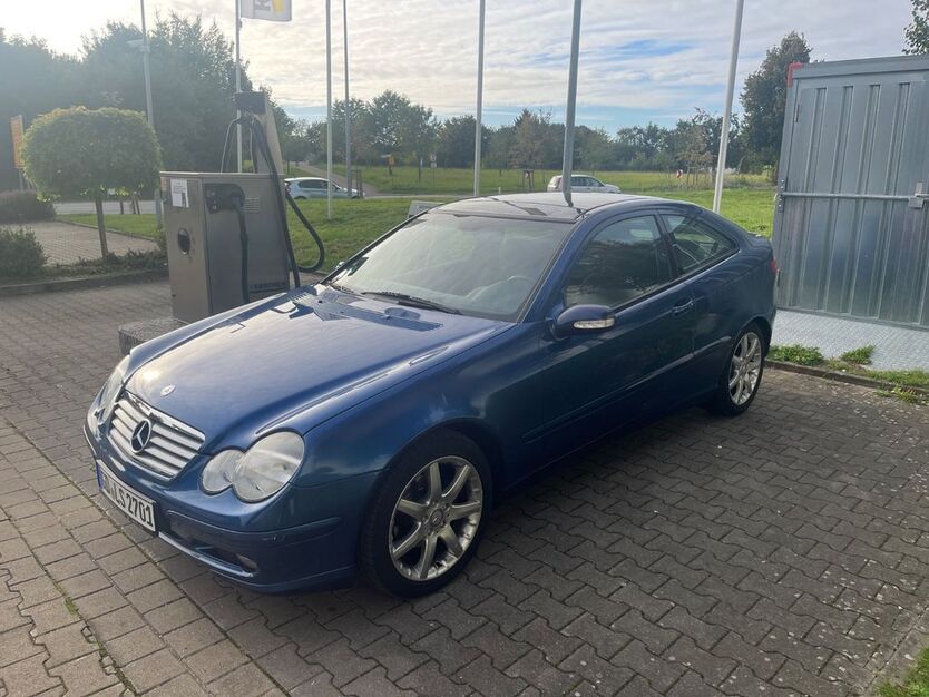 Mercedes-Benz C 180 82.000 km 4.999 € Mutlangen 73557