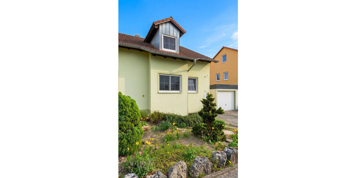 Doppelhaushälfte Neustadt an der Aisch Neustadt - 4 Zimmer, 129 m&sup2;, 519.000&euro; | Angebot:26703216