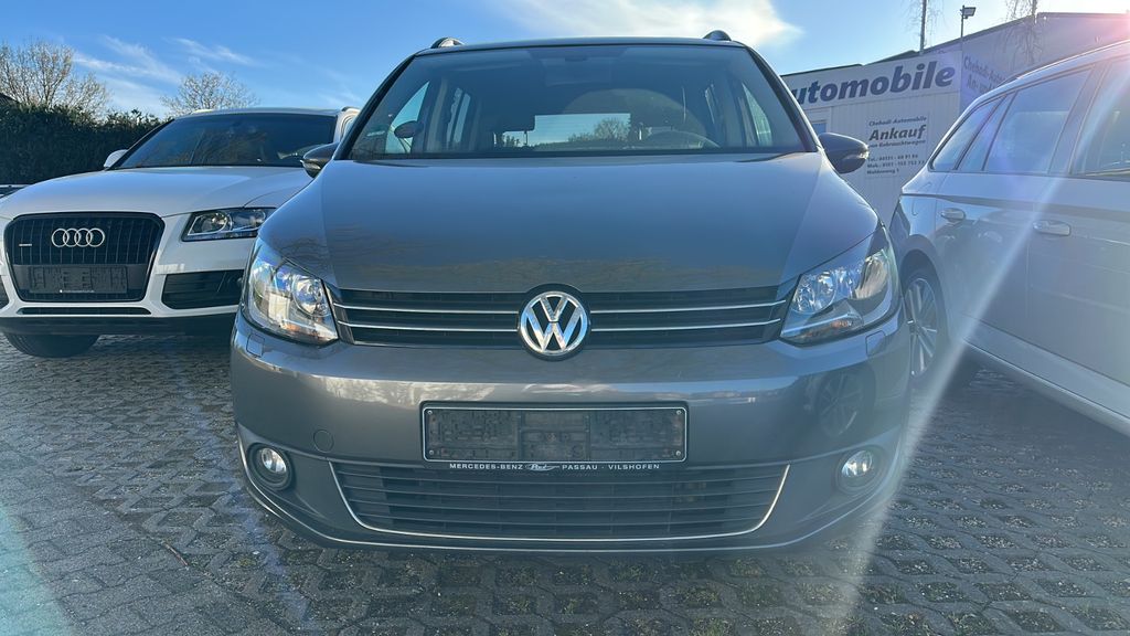 VW Touran 212.000 km 6.350 &euro; Lüneburg 21339