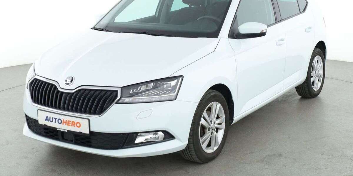 Skoda Fabia 41.864 km 11.720 &euro; Stuttgart 70195