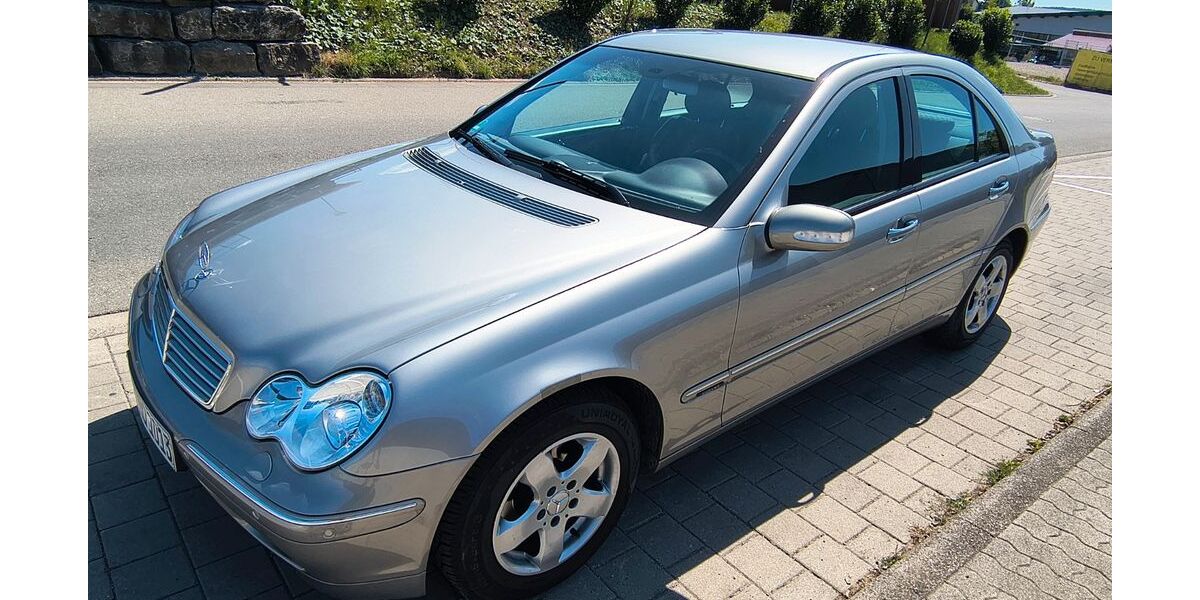 Mercedes-Benz C 180 58.000 km 7.990 &euro; Remchingen 75196