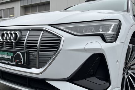 Audi e-tron 29.402 km 32.860 &euro; Marktredwitz 95615