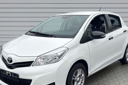 Toyota Yaris 27.227 km 6.698 &euro; Neitersen 57638