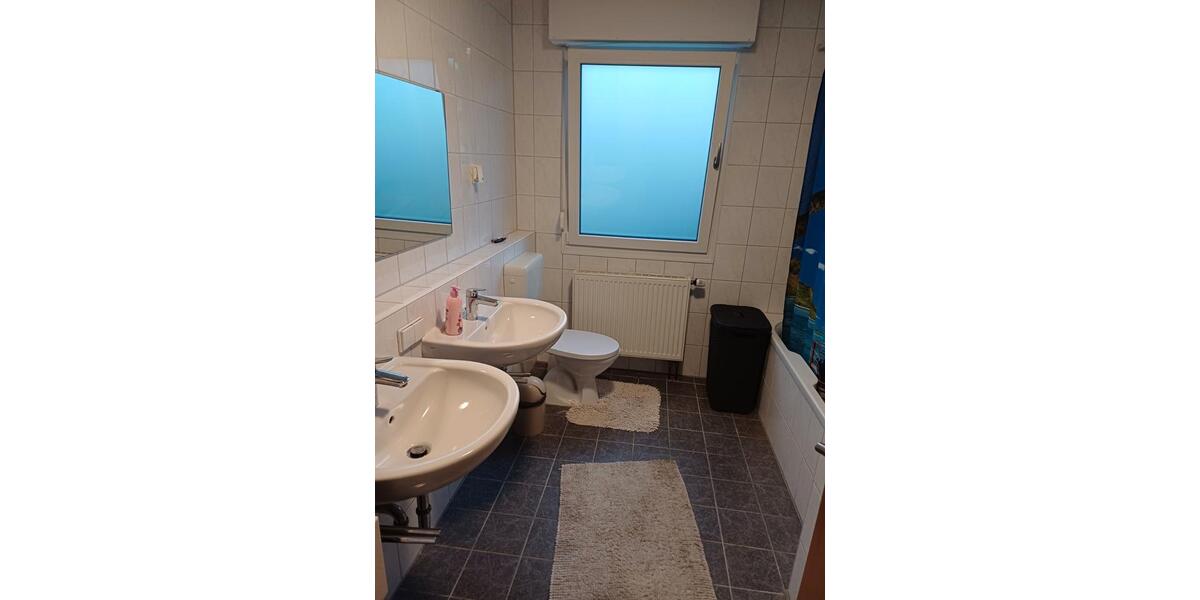 Doppelhaushälfte Schnaittach - 8 Zimmer, 270 m&sup2;, 593.000&euro; | Angebot:27137856