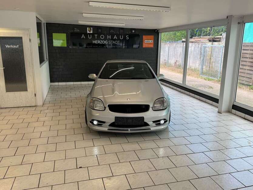 SLK 230