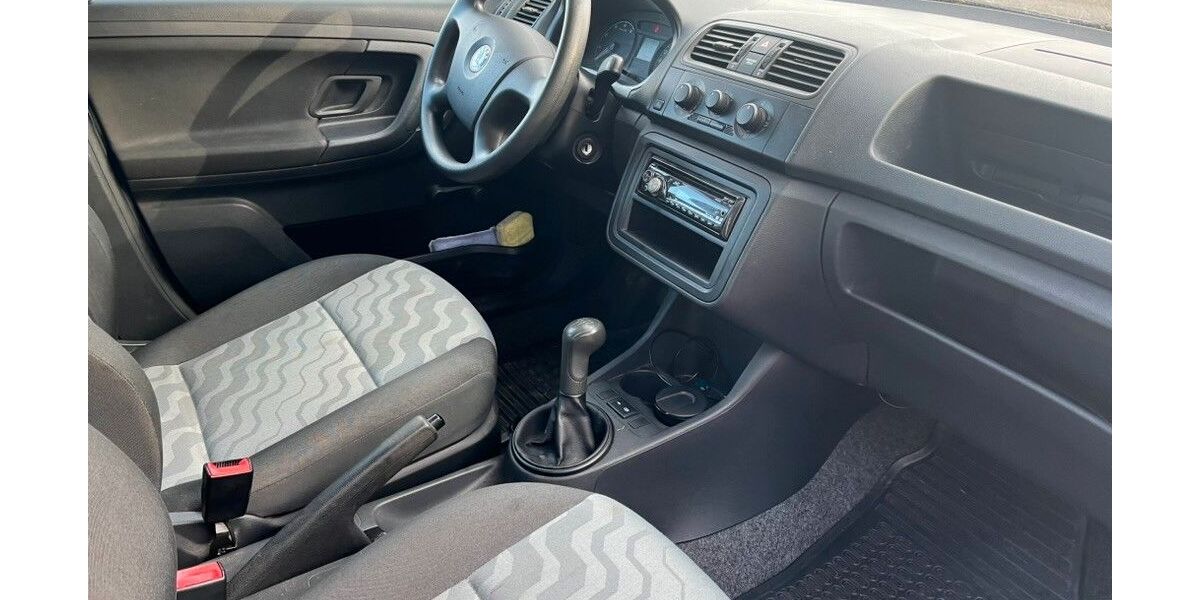 Skoda Fabia 226.000 km 806 &euro; Halsenbach 56283