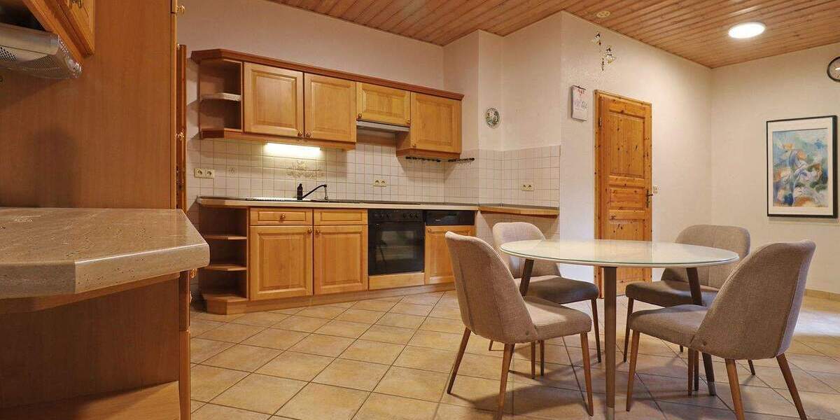 Einfamilienhaus Bergen (Dumme) Bergen - 8 Zimmer, 180 m&sup2;, 255.000&euro; | Angebot:25776351