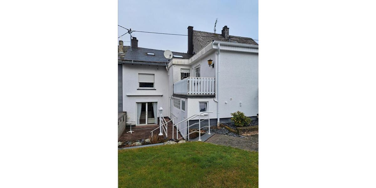 Reihenhaus Hermeskeil - 5 Zimmer, 157 m&sup2;, 210.000&euro; | Angebot:27040990