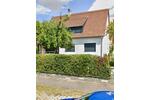 Großzügiges Haus in guter Lage mit Garten zimmer