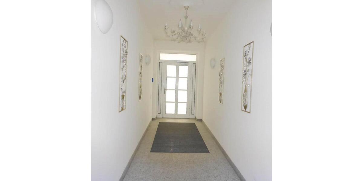 Dachgeschoßwohnung Bad Kissingen - 2.5 Zimmer, 60 m&sup2;, 660&euro; | Angebot:26356631