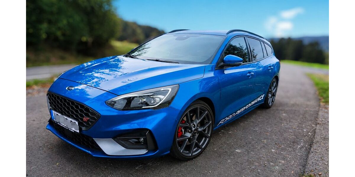 Ford Focus 58.000 km 26.000 &euro; Erbach 64711