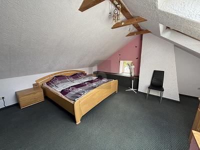 RENOVIERT, DOPPELGARAGE, VERMIETUNG MÖGLICH - Zweifamilienhaus Dreis | Angebot:27145240