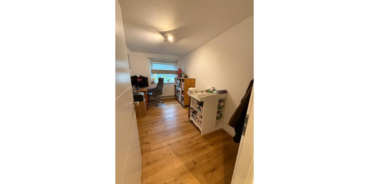 Dachgeschoßwohnung Augsburg Lechhausen - 3 Zimmer, 84 m&sup2;, 430.000&euro; | Angebot:27190864