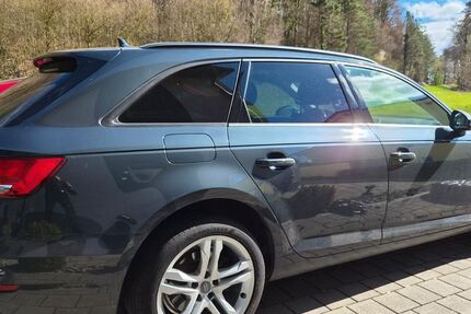 Audi A4 85.000 km 14.000 &euro; Tiengen 79761