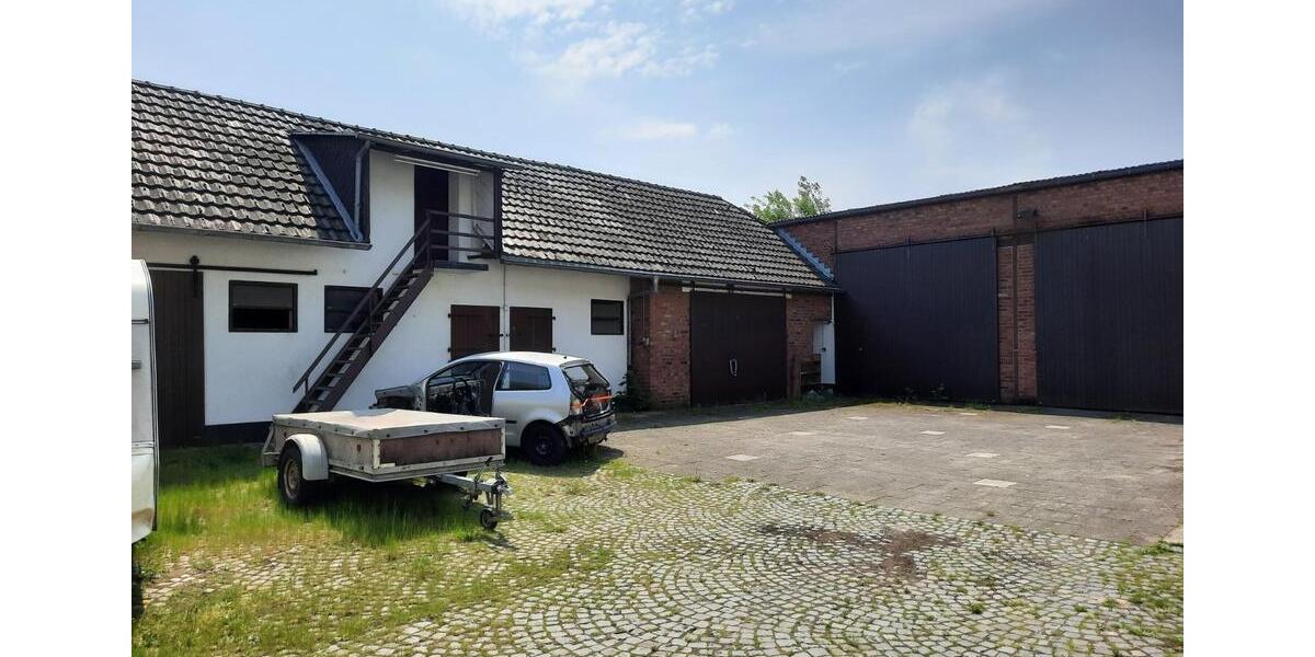 Lagerfläche in alter Hofanlage in Pulheim-Sinthern! zimmer