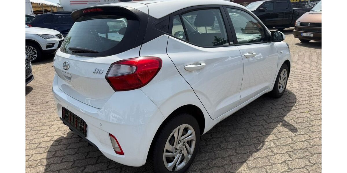 Hyundai i10 133.520 km 6.799 &euro; Hanau 63452