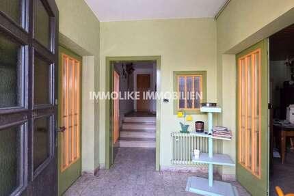 Haus Schlitz - 13 Zimmer, 183 m&sup2;, 190.000&euro; | Angebot:27694839