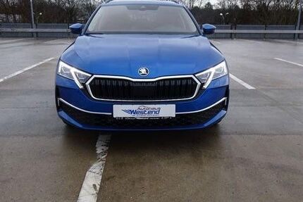 Skoda Octavia 74.000 km 26.900 &euro; München 80686