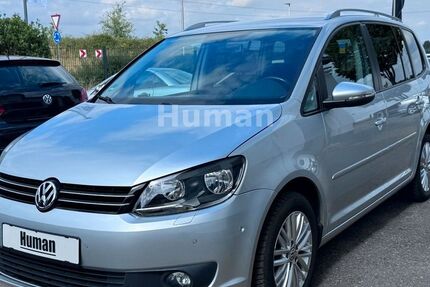 VW Touran 102.000 km 9.500 &euro; Würselen (bei Aachen) 52146