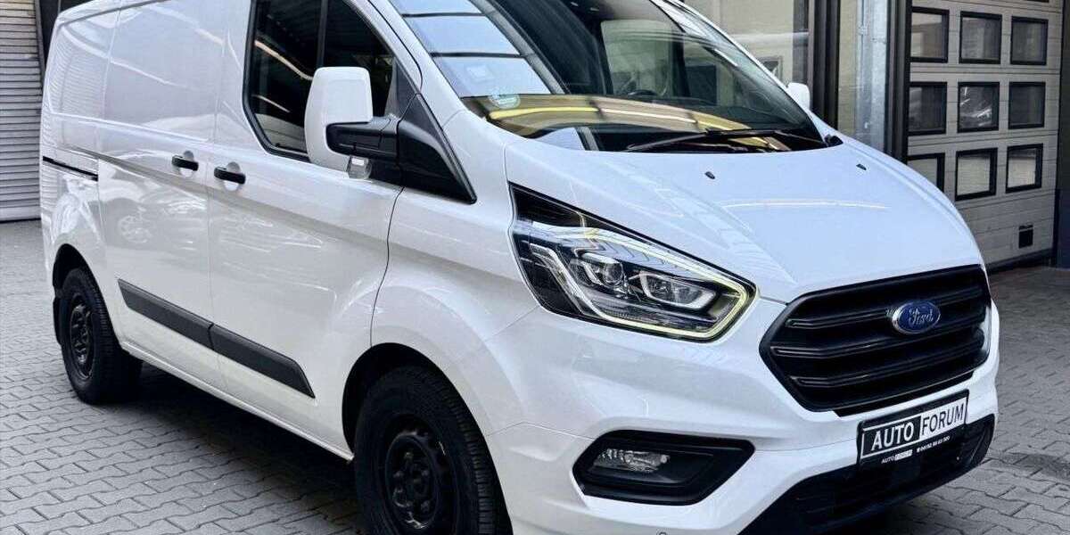 Ford Transit Custom 232.881 km 13.590 &euro; Geesthacht bei Hamburg 21502