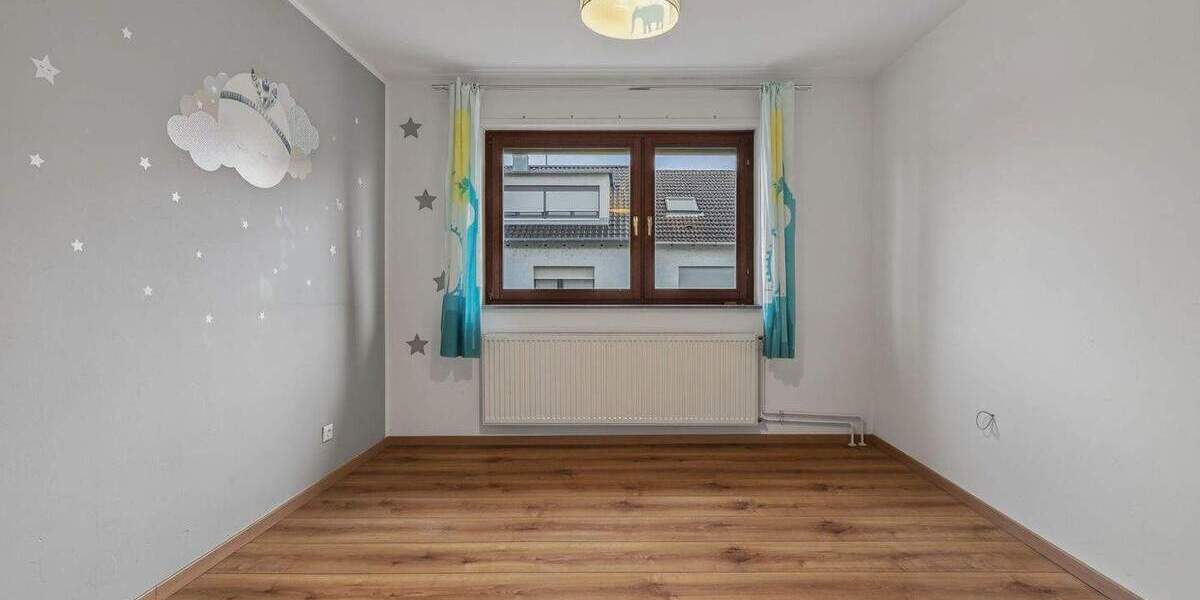 Doppelhaushälfte Karlsruhe Neureut - 6 Zimmer, 147 m&sup2;, 599.000&euro; | Angebot:24529347
