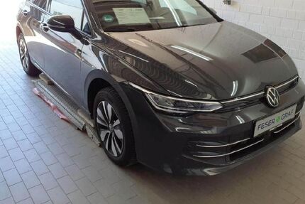VW Golf 13.832 km 26.440 &euro; Bernburg 06406
