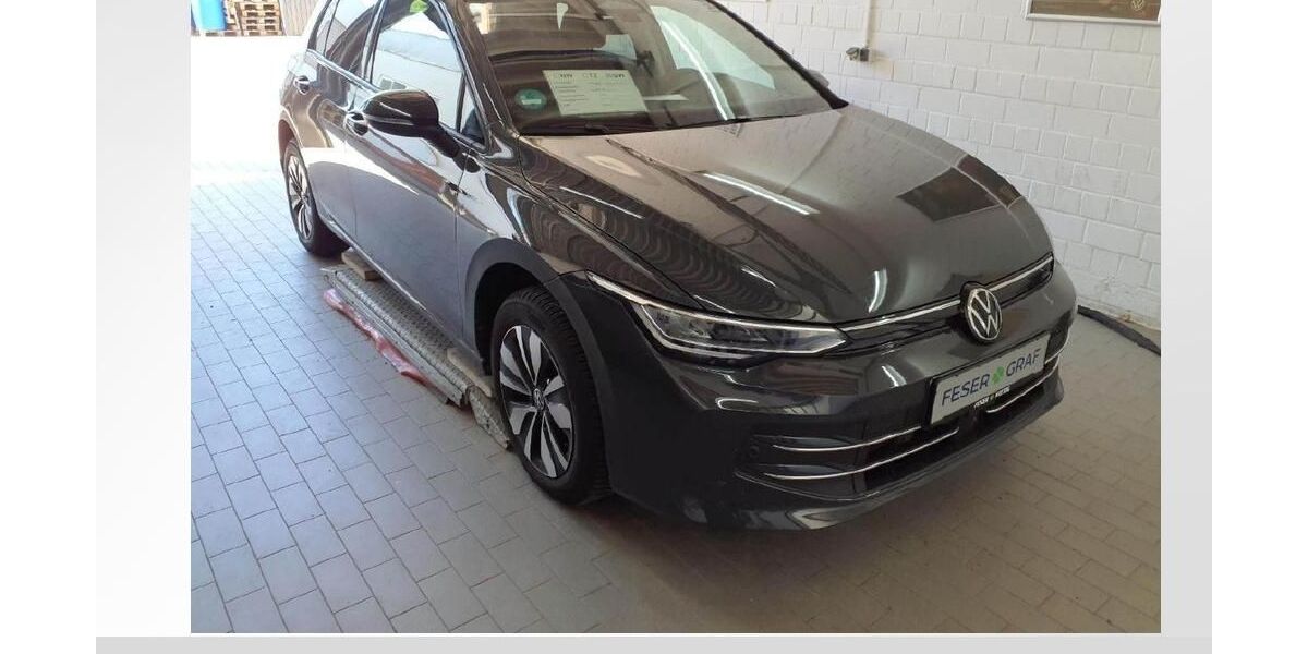 VW Golf 13.832 km 26.440 &euro; Bernburg 06406