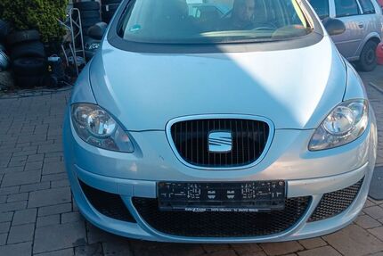 Seat Altea 156.000 km 2.490 &euro; Kuchenheim 53881