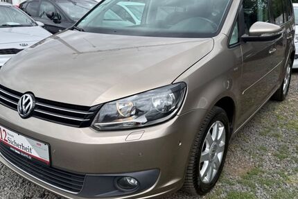 VW Touran 164.321 km 8.990 &euro; Mühlheim am Main 63165
