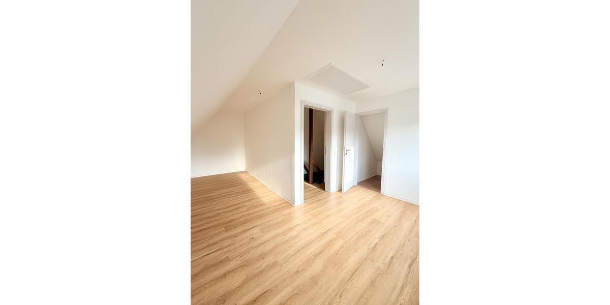 Einfamilienhaus Heide - 3.5 Zimmer, 107 m&sup2;, 980&euro; | Angebot:26378521