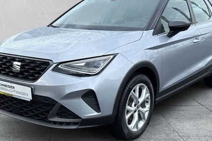 Seat Arona 13.976 km 16.990 &euro; Hof 95030