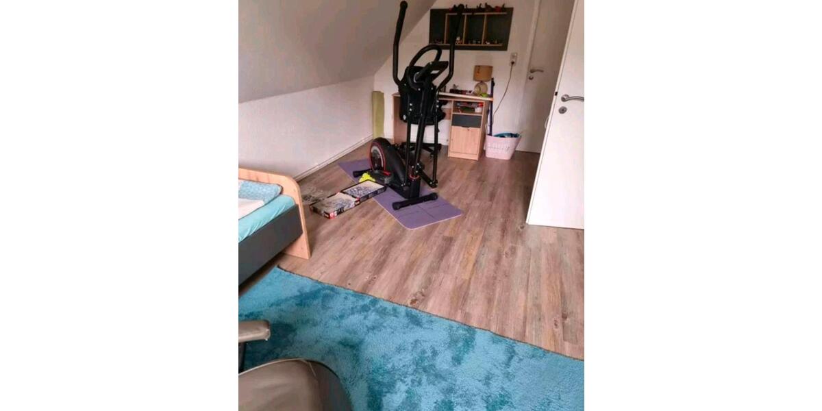Dachgeschoßwohnung Bredstedt - 3 Zimmer, 80 m&sup2;, 730&euro; | Angebot:25400984