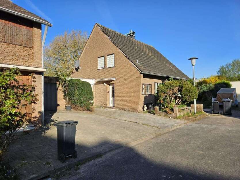 Haus zum Kaufen in Grevenbroich 430.000 € 137 m²