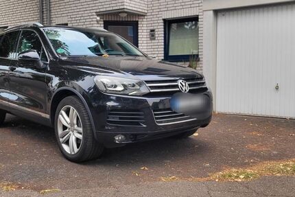 VW Touareg 210.000 km 11.000 &euro; Köln 51143