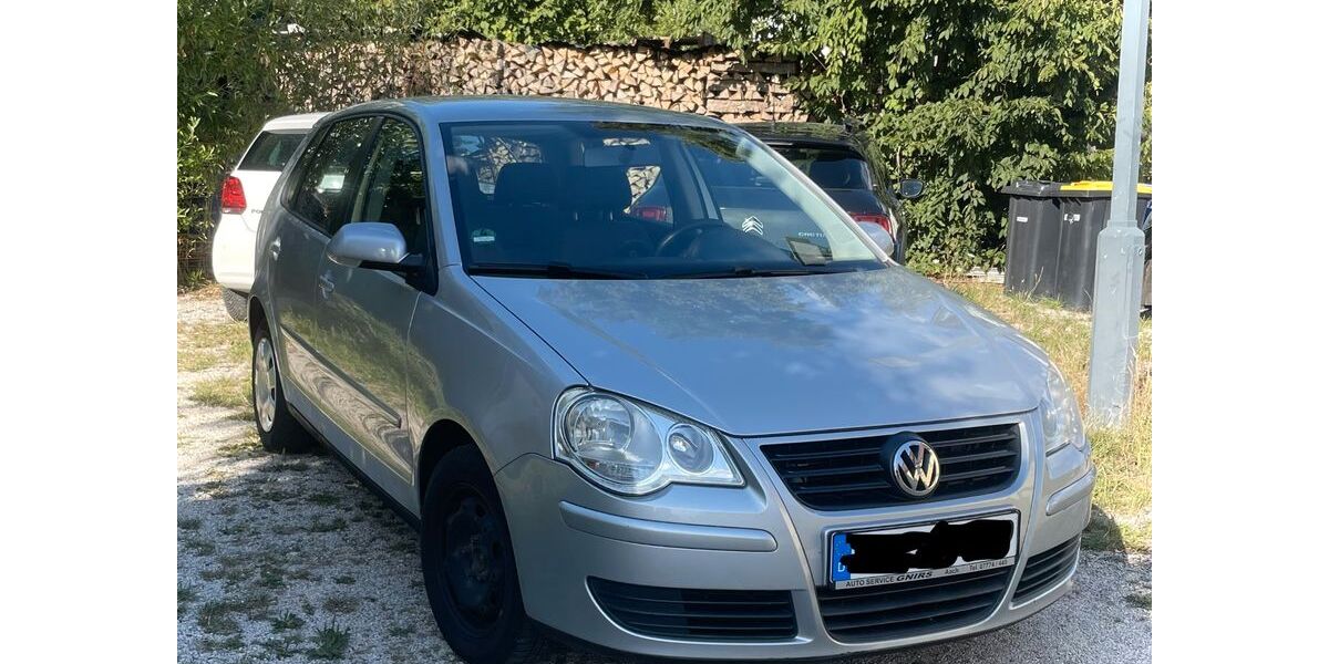 VW Polo 141.900 km 2.999 &euro; Aach 78267