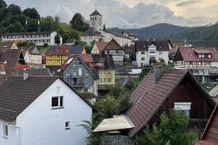 BESCHAULICHES KLEINES FACHWERKHAUS 7 zimmer