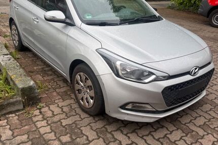 Hyundai i20 163.465 km 4.000 &euro; Uelzen 29525