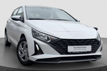 Hyundai i20 14.205 km 15.900 &euro; Berlin 12683