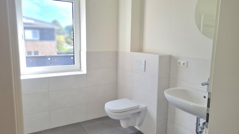 Etagenwohnung Heide - 3 Zimmer, 75 m&sup2;, 895&euro; | Angebot:24937945