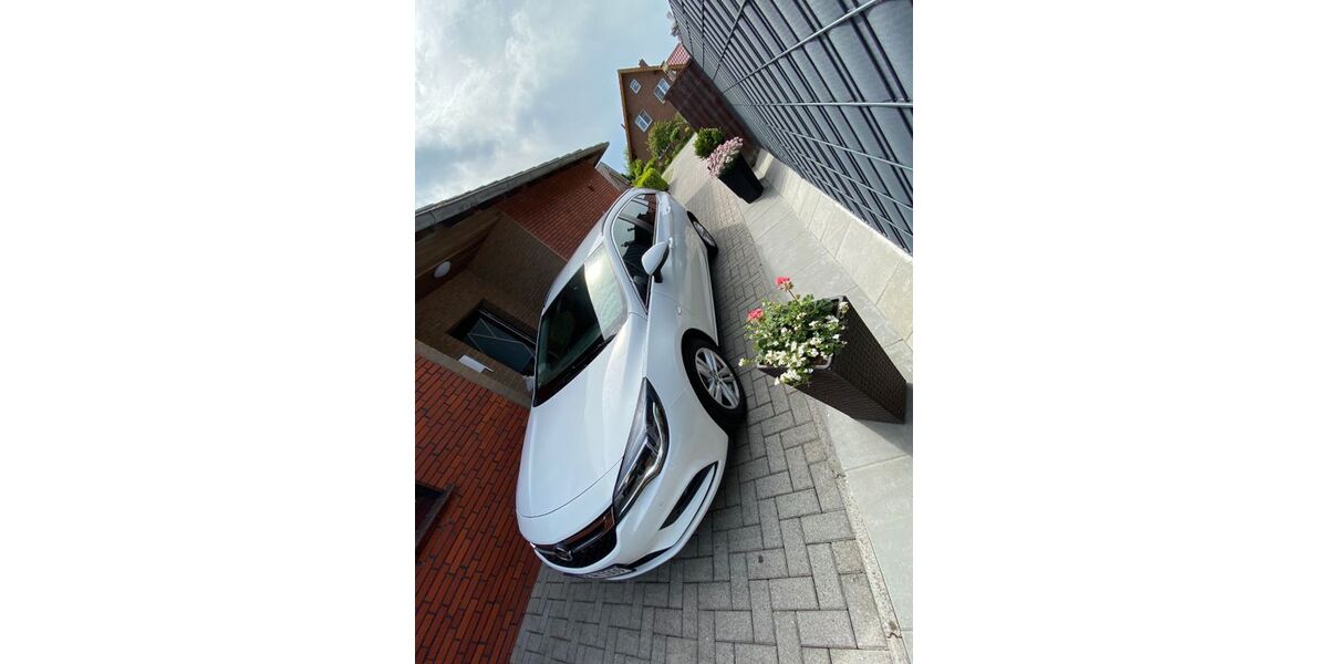 Opel Astra 140.000 km 8.499 &euro; Norden 26506