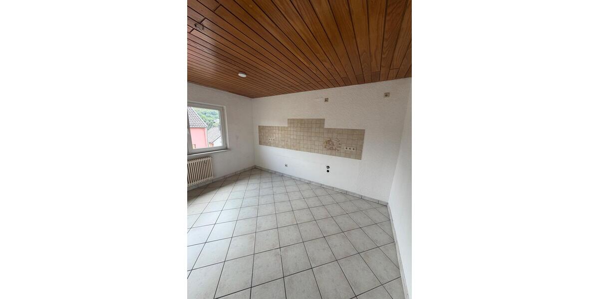 Mehrfamilienhaus, Wohnhaus Quierschied - 5 Zimmer, 184 m&sup2;, 149.000&euro; | Angebot:26982790