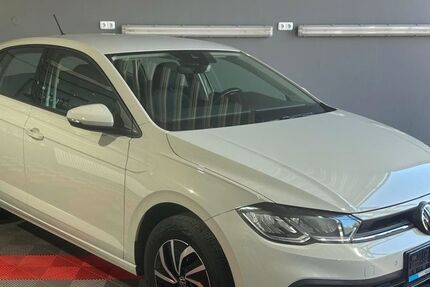 VW Polo 64.877 km 12.899 &euro; Braunschweig 38112